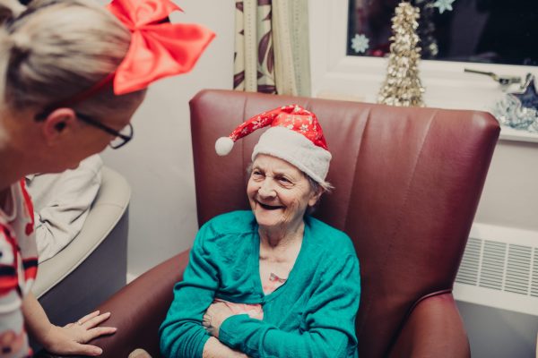 (10of92)SilverdaleBoroughCareXMASparty-ChelseaShoesmithPhotography_