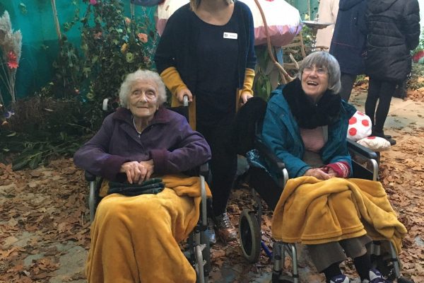 Church Pam Phyllis Amanda 1