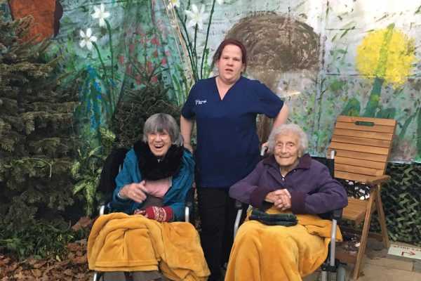 Church pam phyllis Lyns